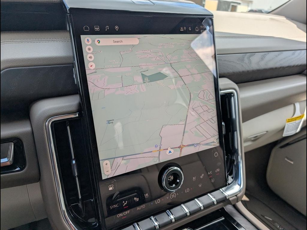 2026 GMC Yukon Denali - Photo 8