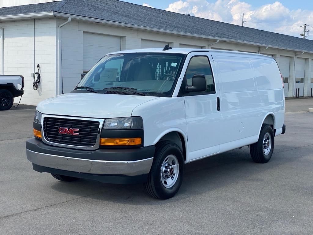 2025 GMC Savana Cargo Work Van - Photo 9