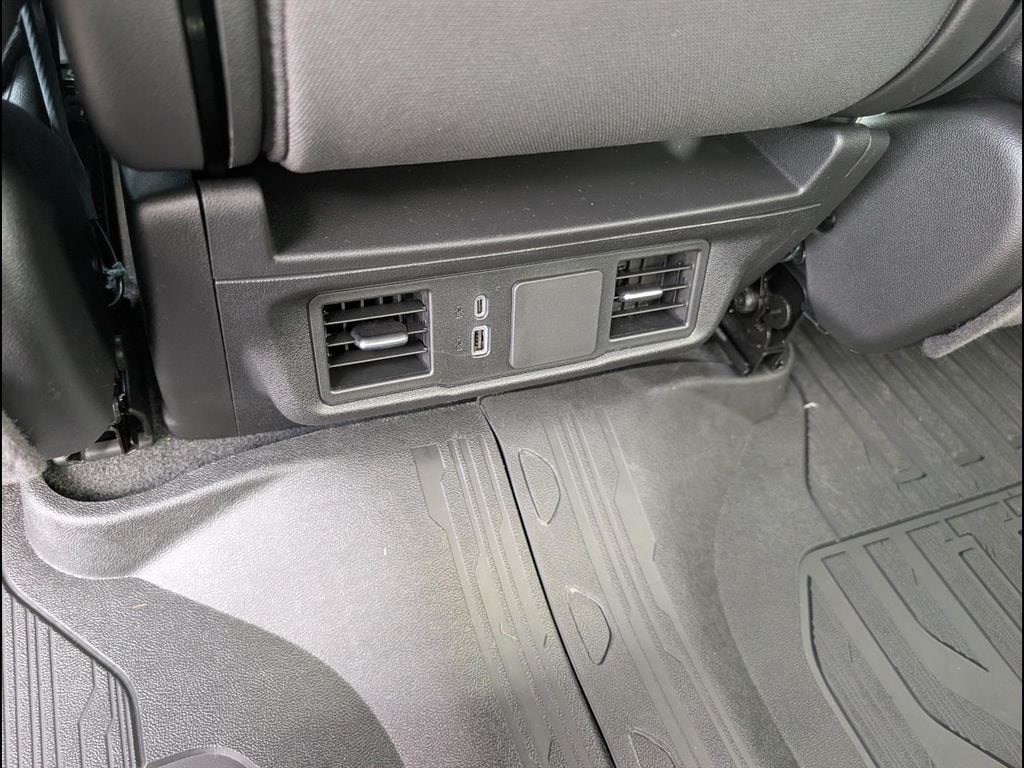 2026 GMC Sierra 3500HD Pro - Photo 13