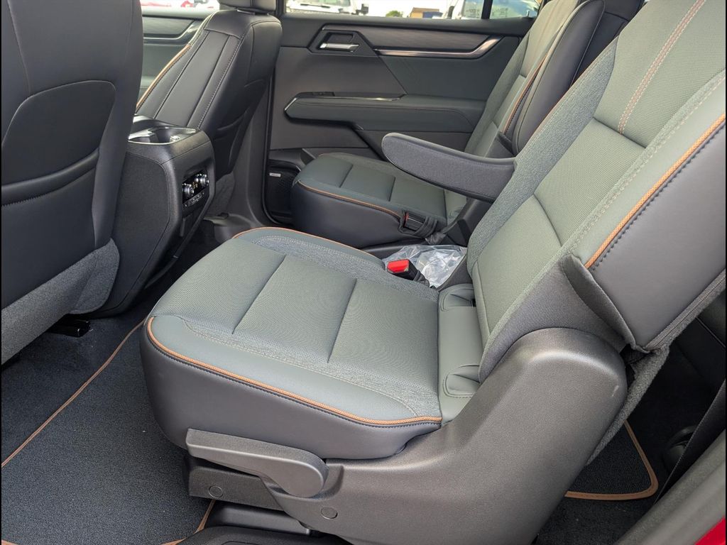 2026 GMC Acadia AT4 - Photo 13