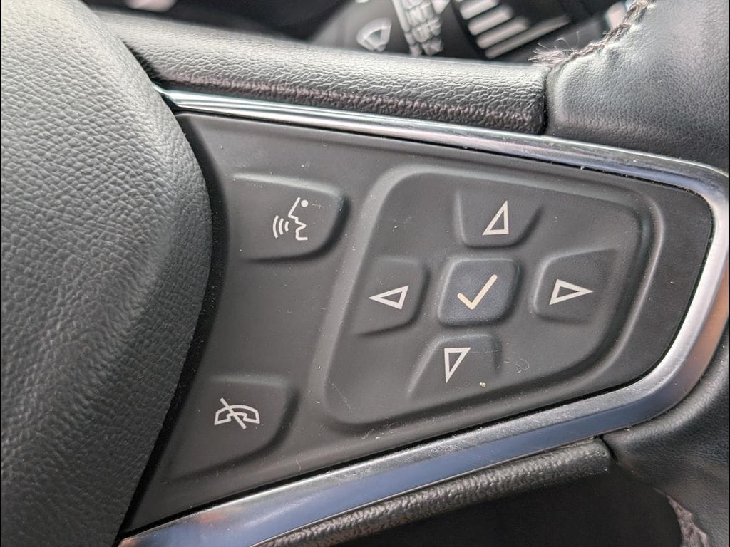 2024 Chevrolet Equinox LT - Photo 19