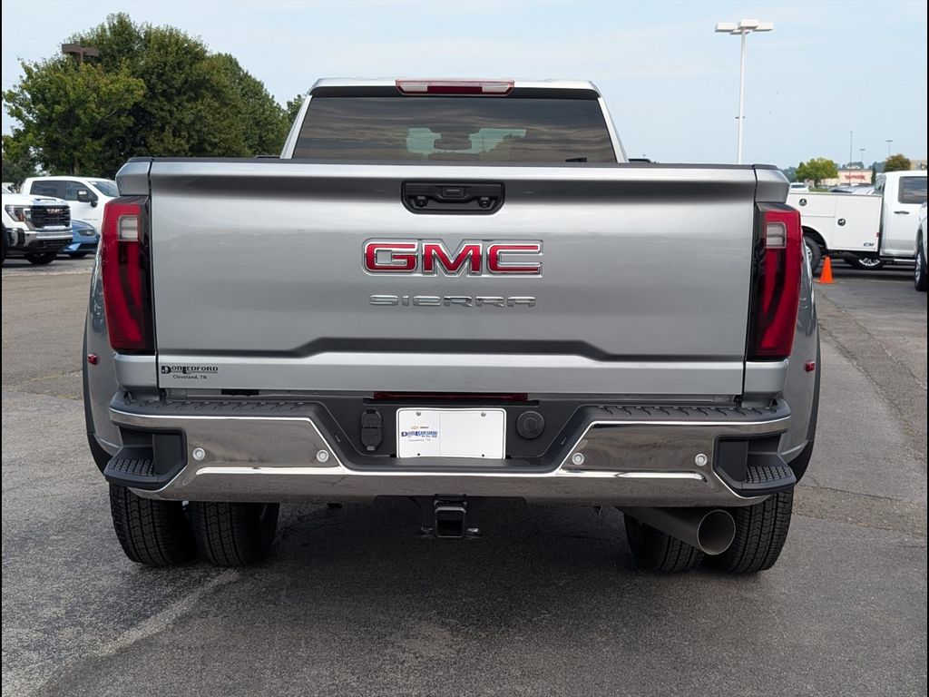 2026 GMC Sierra 3500HD Pro - Photo 5