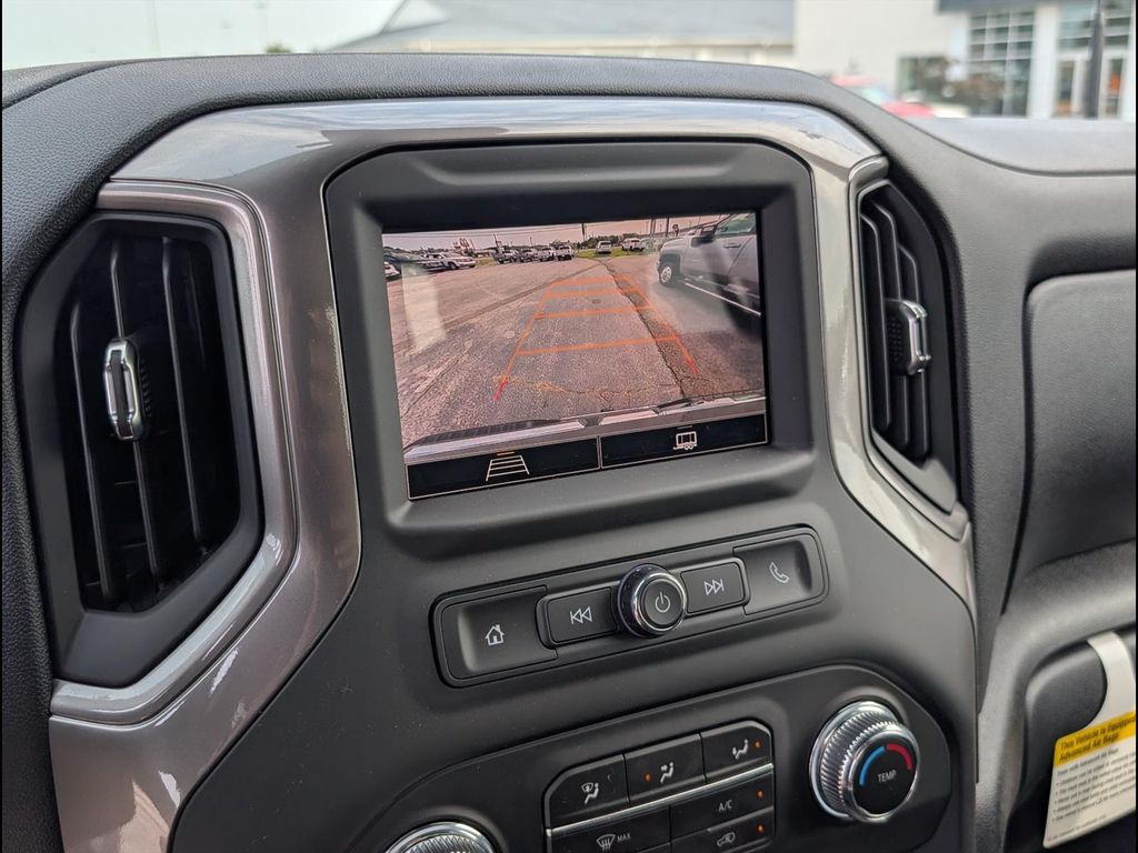 2026 GMC Sierra 3500HD Pro - Photo 8
