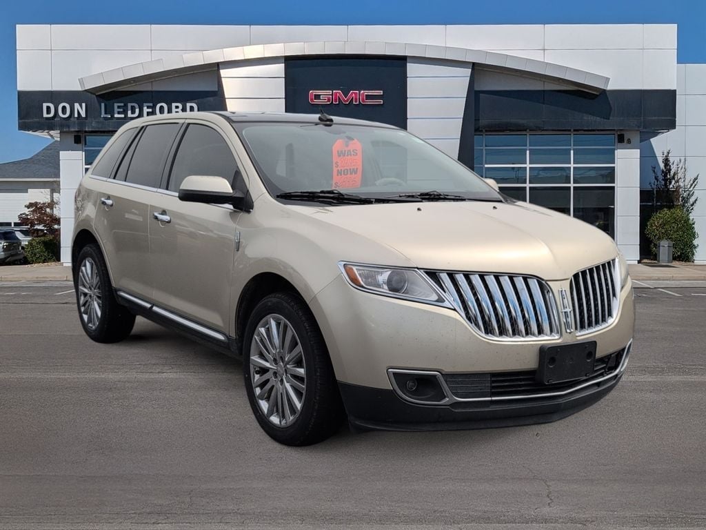 2011 Lincoln MKX FWD's photo
