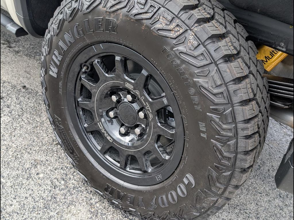 2026 GMC Sierra 1500 AT4X - Photo 16