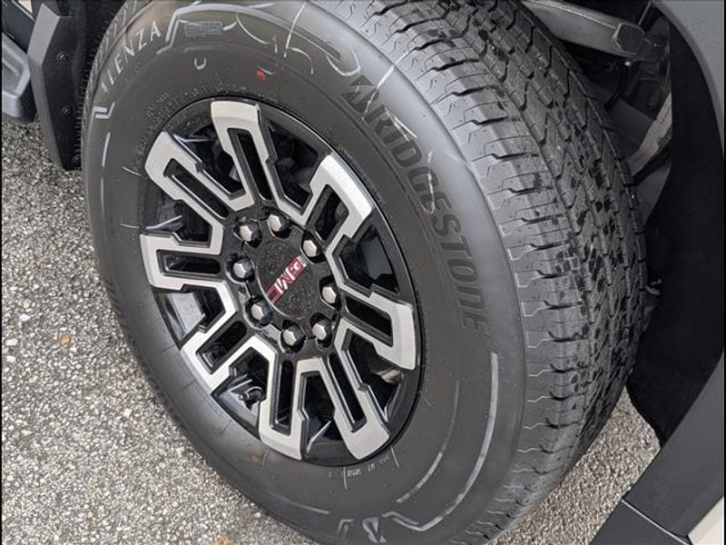 2026 GMC Sierra EV Elevation - Photo 17