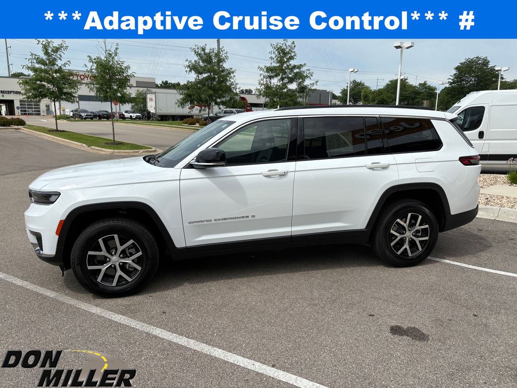 2025 Jeep Grand Cherokee Limited photo 4