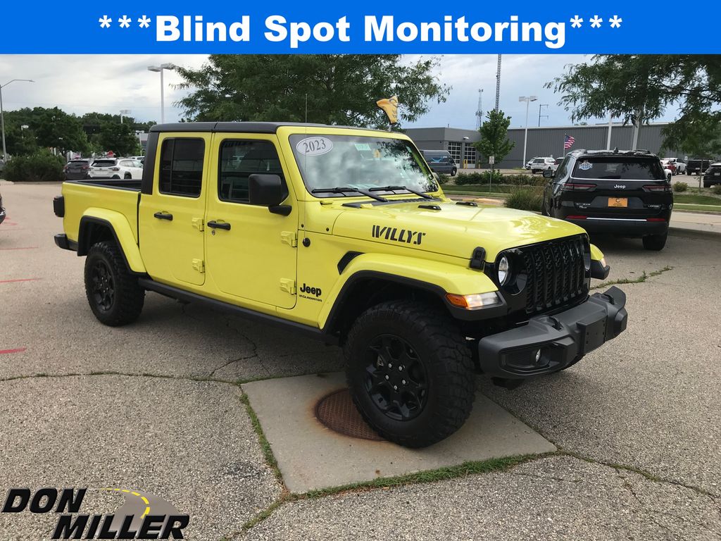 2023 Jeep Gladiator Sport photo 3