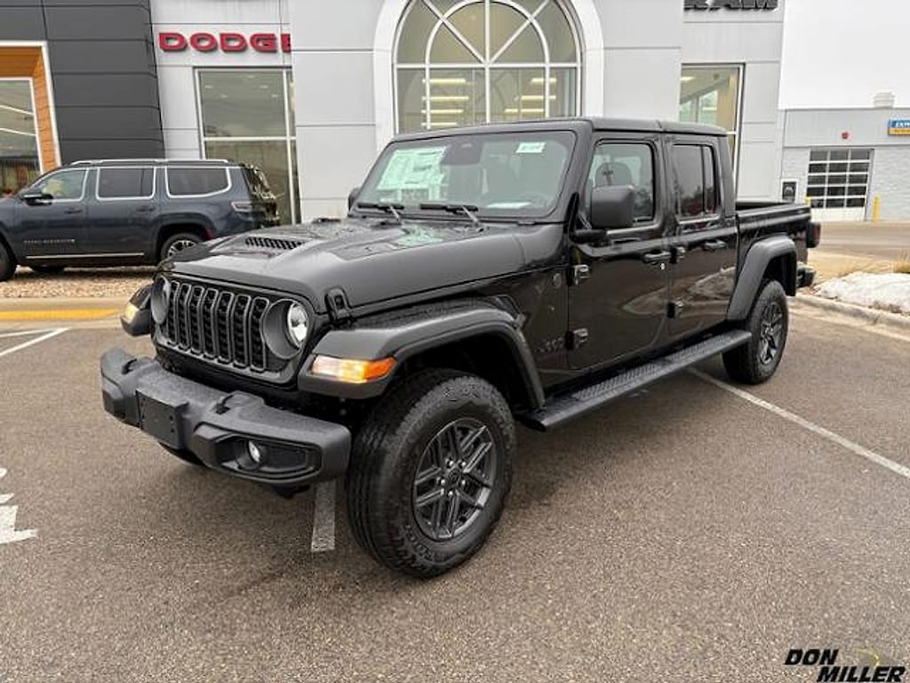 New 2026 Jeep Gladiator Sport S 4x4 Pickup