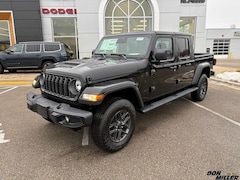 2026 Jeep Gladiator Sport S 4x4 Pickup For Sale in Madison, WI