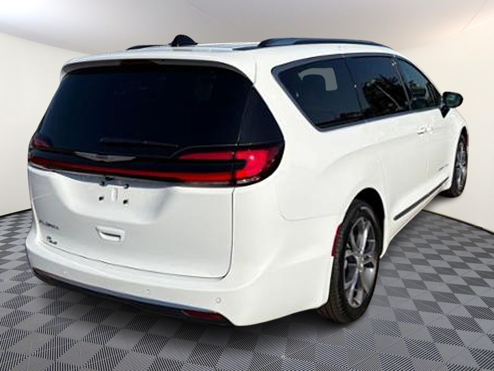 2026 Chrysler Pacifica Pinnacle - Photo 8