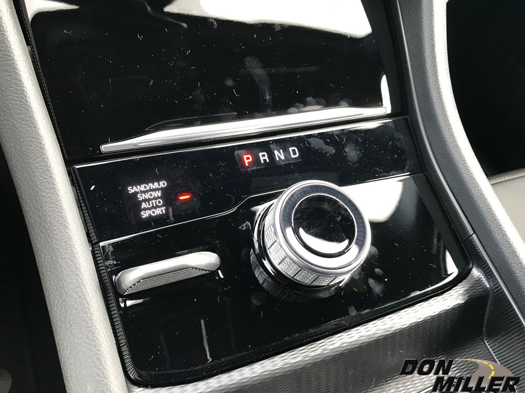 2025 Jeep Grand Cherokee Limited - Photo 23