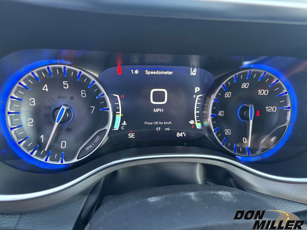 2026 Chrysler Pacifica Pinnacle - Photo 16