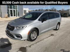 New 2026 Chrysler Pacifica Select Passenger Van 266061 for Lease near Fitchburg, WI, at Don Miller Dodge Chrysler Jeep Ram