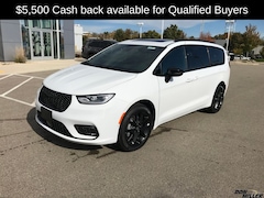 New 2026 Chrysler Pacifica Limited Passenger Van 266006 for Sale near Middleton, WI, at Don Miller Dodge Chrysler Jeep Ram
