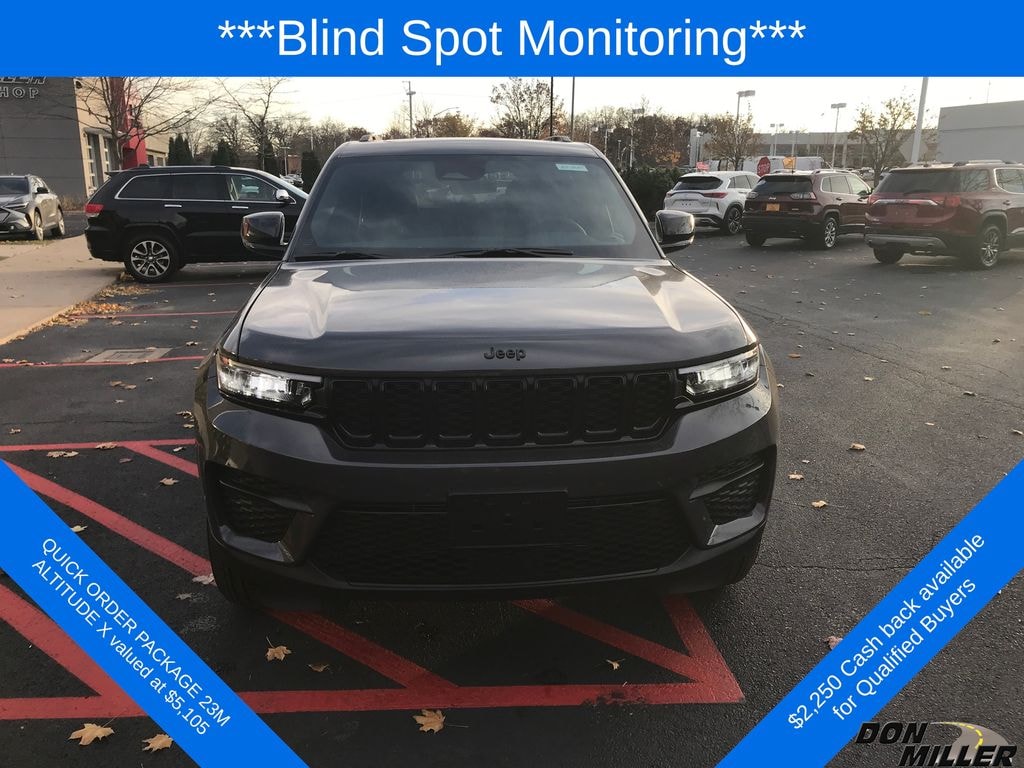 New 2025 Jeep Grand Cherokee Laredo Sport Utility