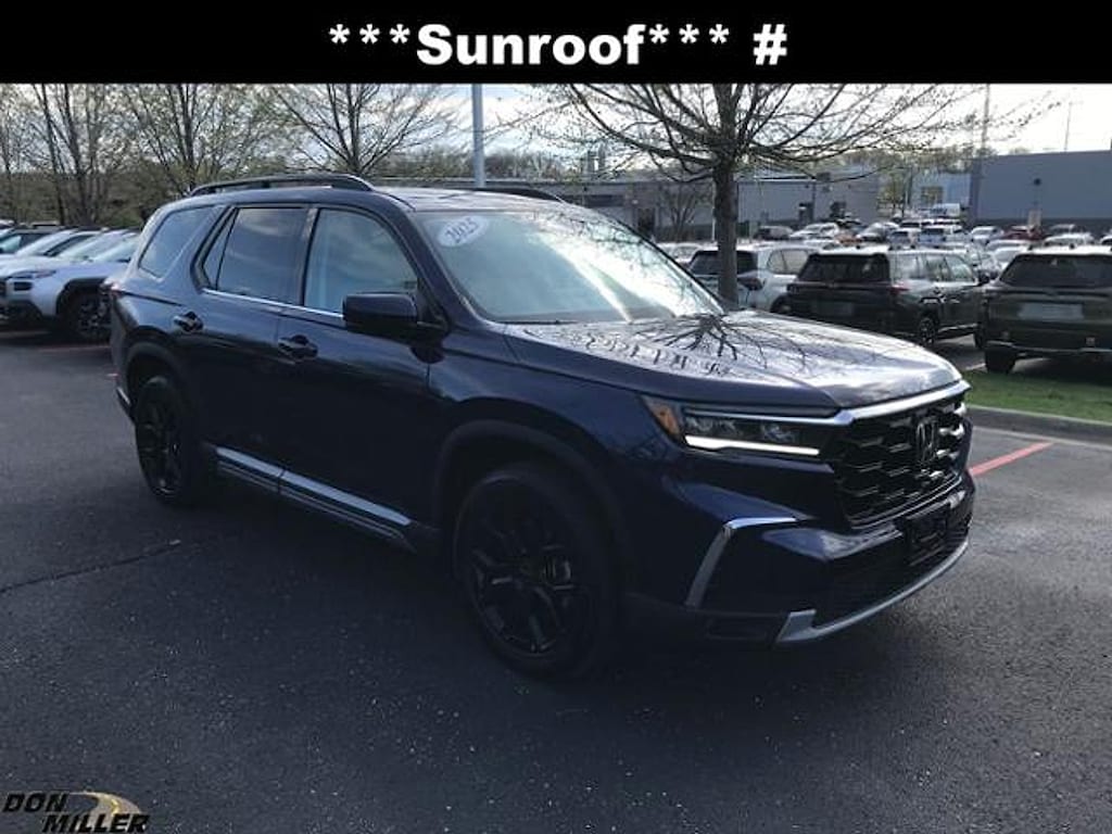 Used 2025 Honda Pilot Touring SUV