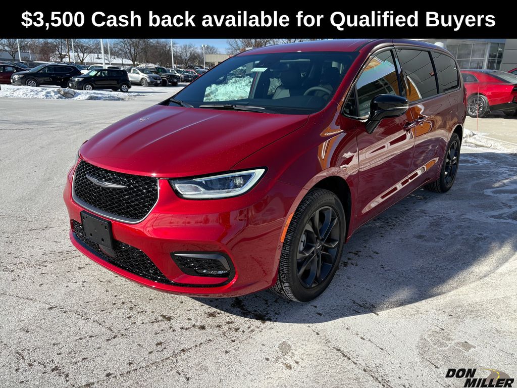 2026 Chrysler Pacifica