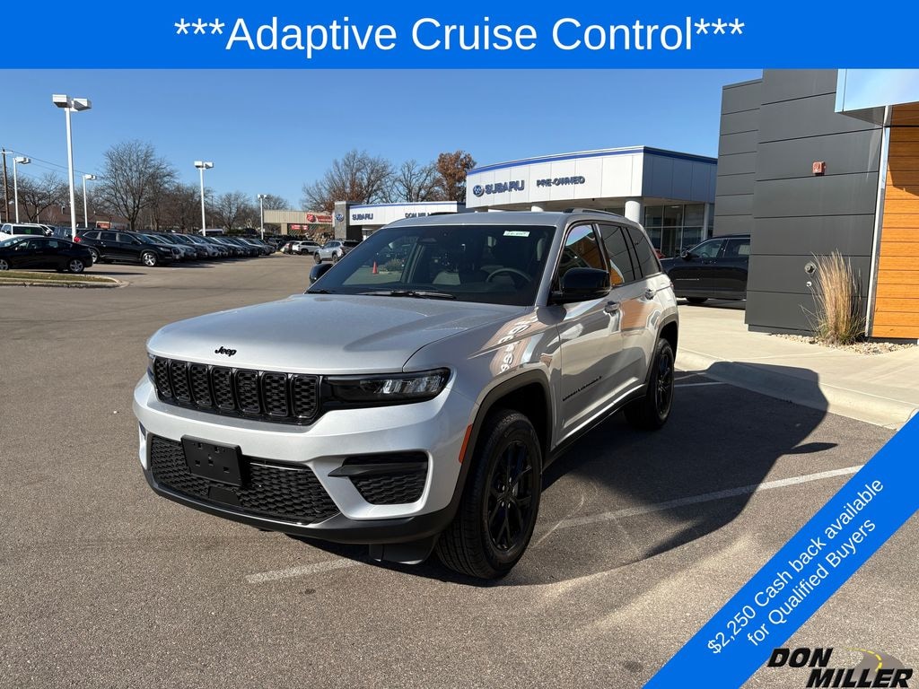 New 2025 Jeep Grand Cherokee Laredo Sport Utility
