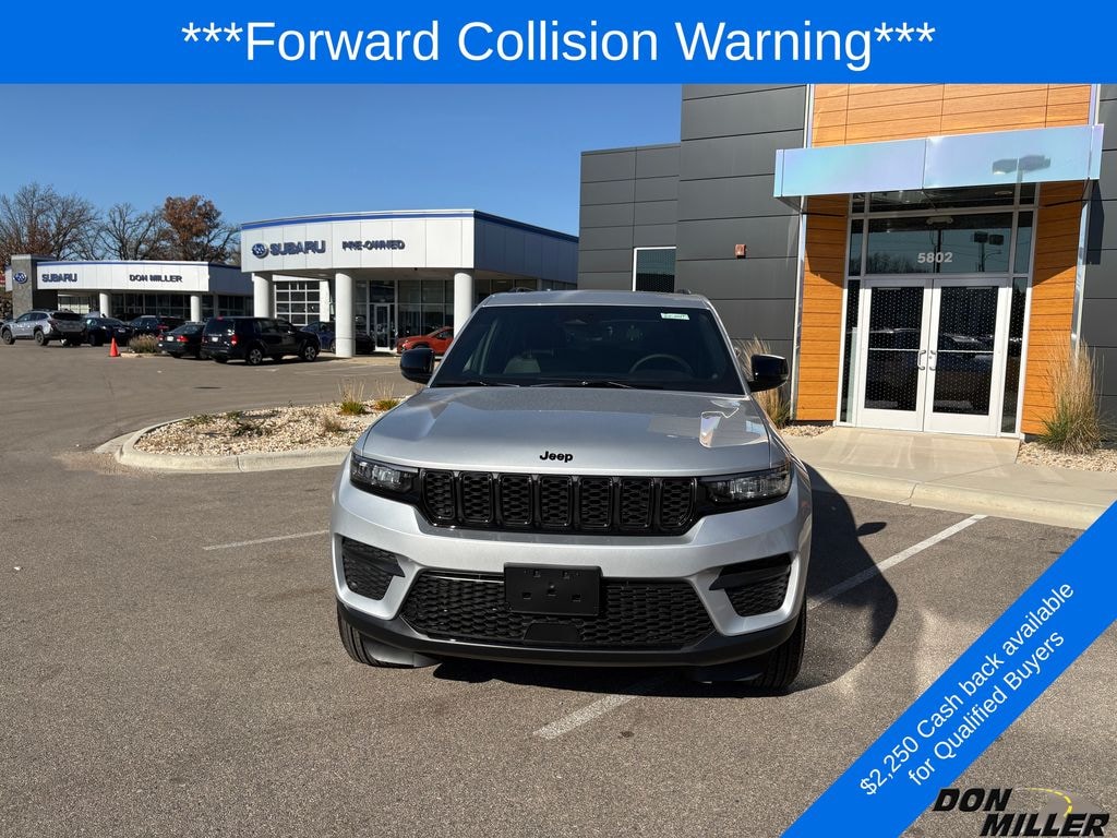 New 2025 Jeep Grand Cherokee Laredo Sport Utility