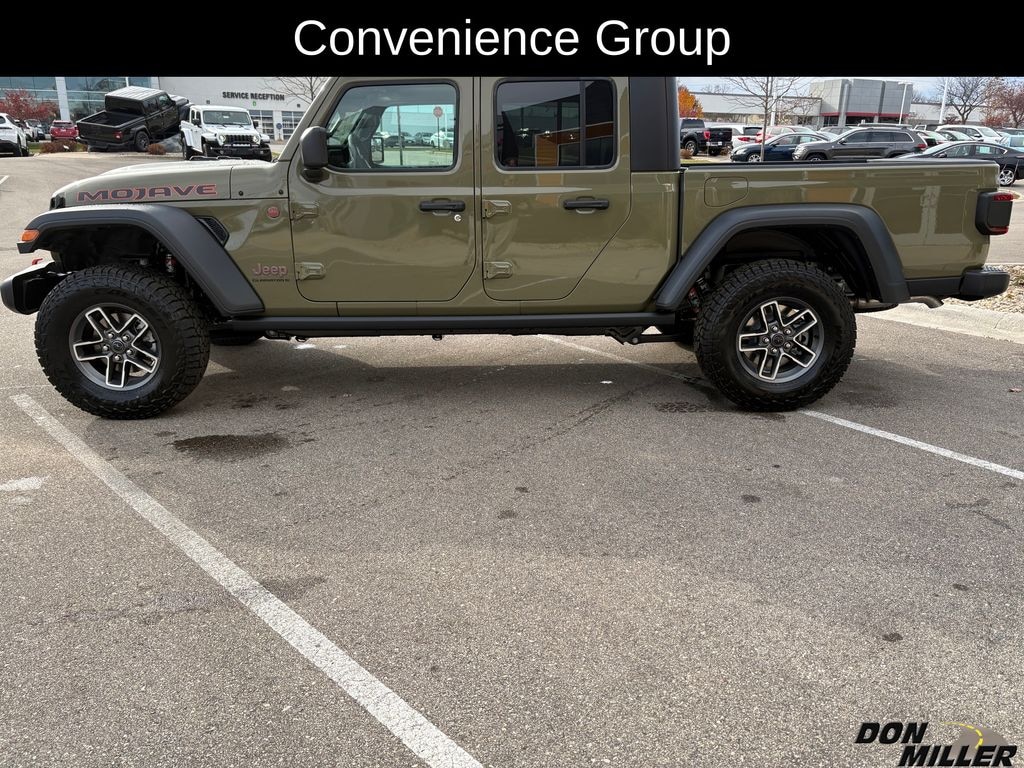 New 2026 Jeep Gladiator MOJAVE 4X4 Pickup