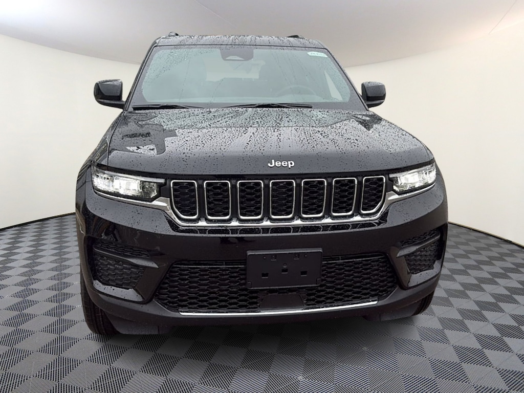 New 2027 Jeep Grand Cherokee Laredo X 4x4 Sport Utility