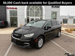 New 2026 Chrysler Pacifica Select Passenger Van 266004 for Lease near Fitchburg, WI, at Don Miller Dodge Chrysler Jeep Ram