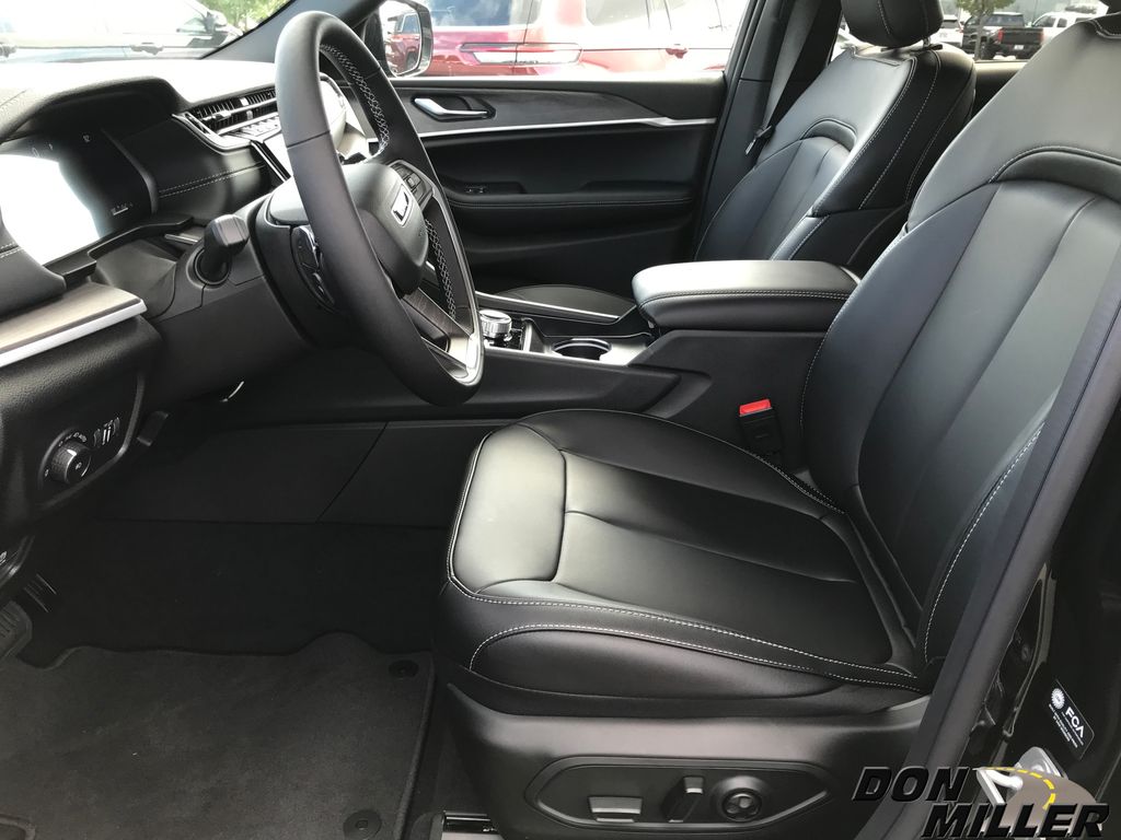 2025 Jeep Grand Cherokee Limited - Photo 13