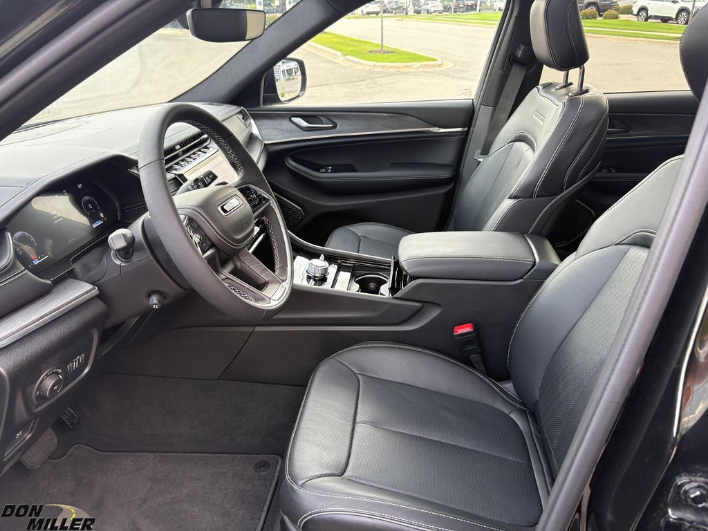 2025 Jeep Grand Cherokee L Overland - Photo 15
