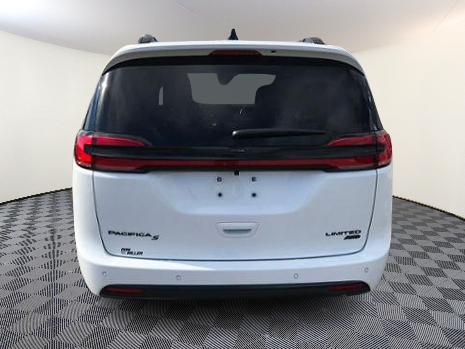 2026 Chrysler Pacifica Limited - Photo 7