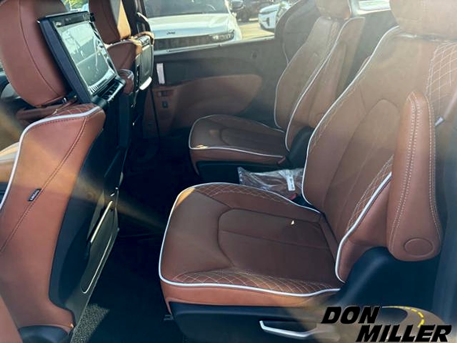 2026 Chrysler Pacifica Pinnacle - Photo 29