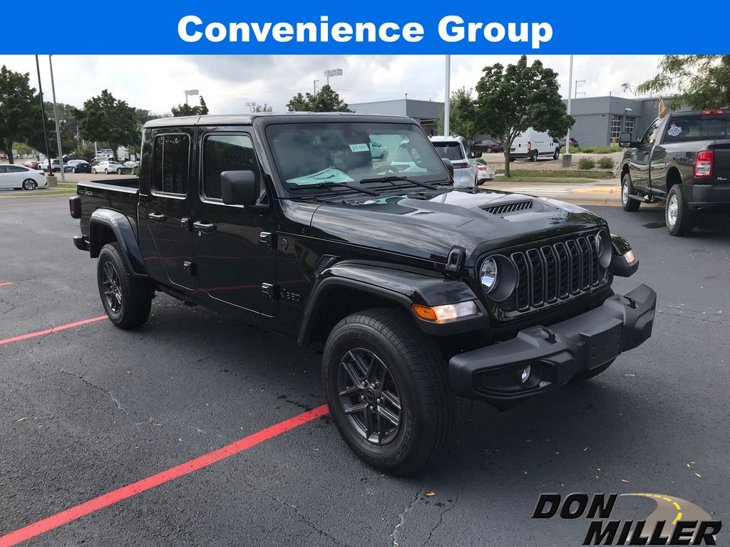2025 Jeep Gladiator Sport photo 3