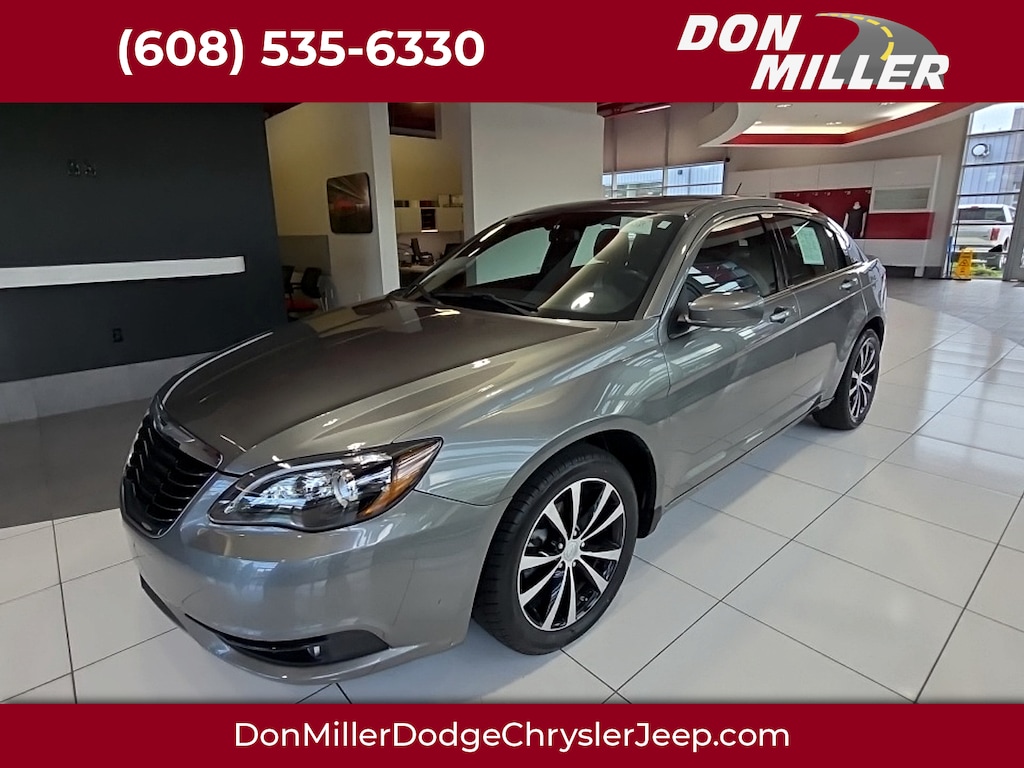 Used 2013 Chrysler 200 Limited