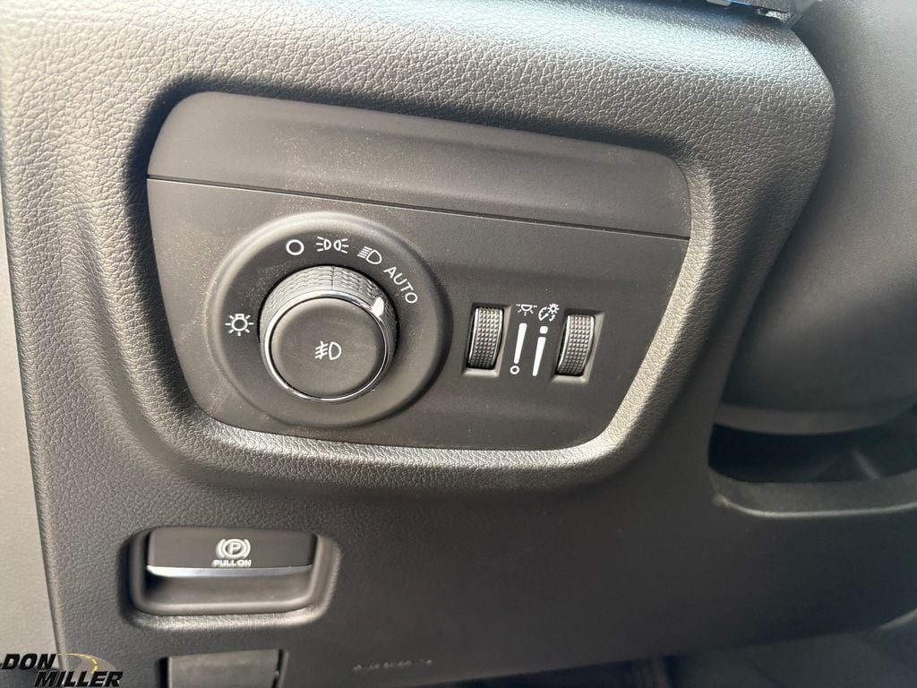 2025 Jeep Grand Cherokee L Overland - Photo 17