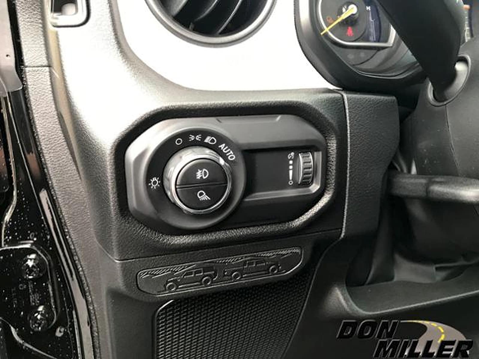 2025 Jeep Gladiator Sport S - Photo 15