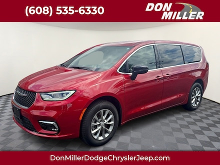 2026 Chrysler Pacifica Select AWD Passenger Van