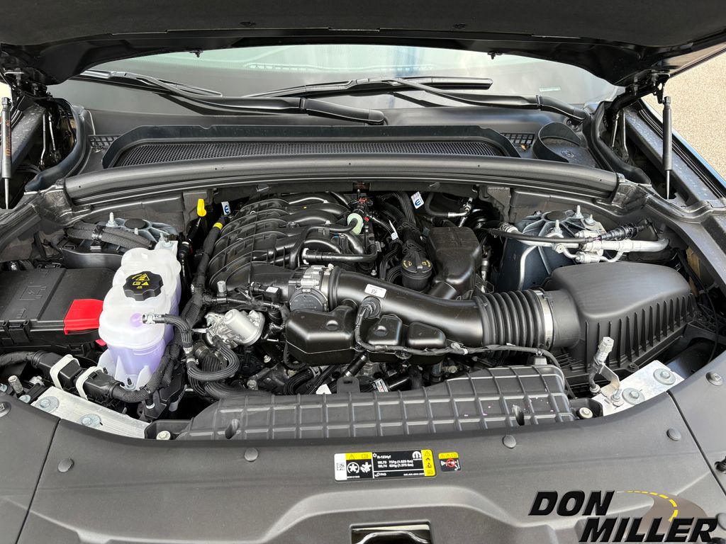 2025 Jeep Grand Cherokee Laredo Sport Altitude photo 3
