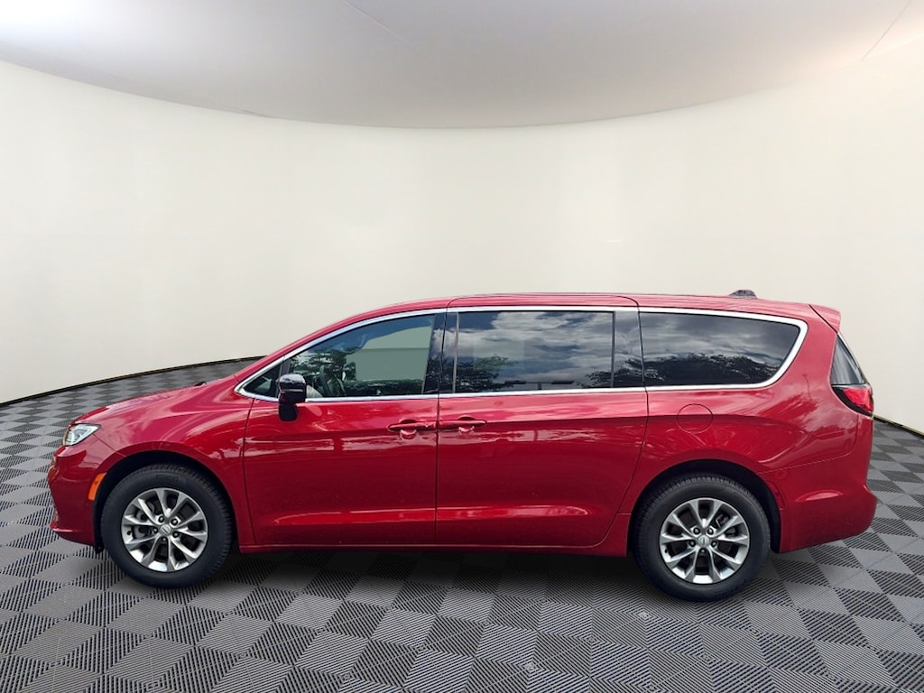New 2026 Chrysler Pacifica Select AWD Passenger Van