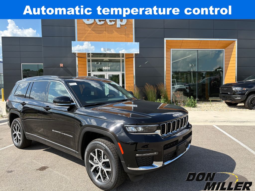 2025 Jeep Grand Cherokee Limited photo 2