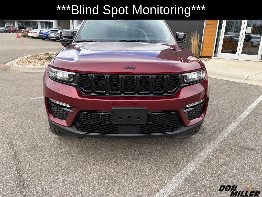 2025 Jeep Grand Cherokee Limited Sport photo 2