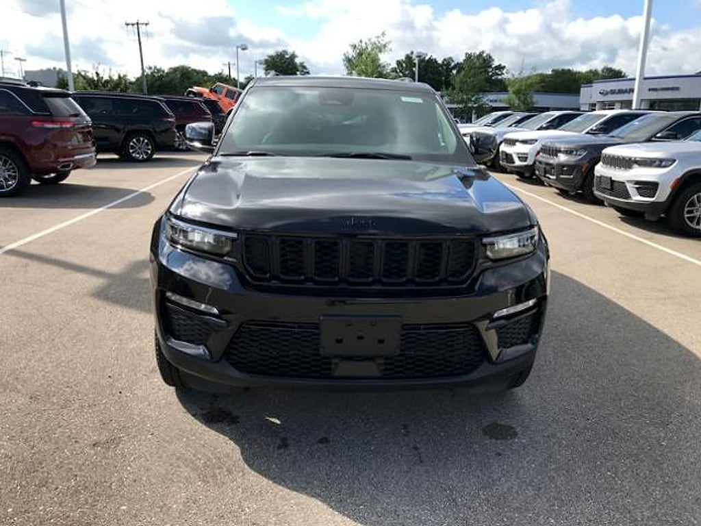 New 2025 Jeep Grand Cherokee Limited 4x4 Sport Utility