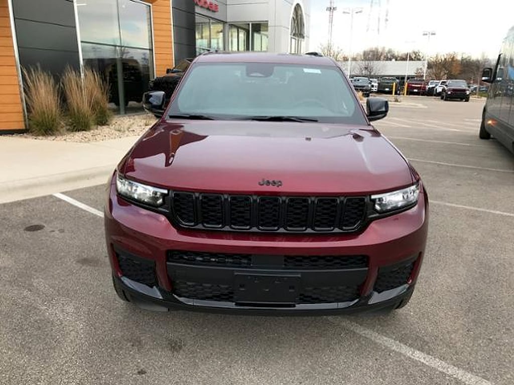 New 2025 Jeep Grand Cherokee L Altitude X Sport Utility