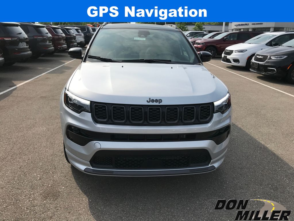2025 Jeep Compass Limited photo 2