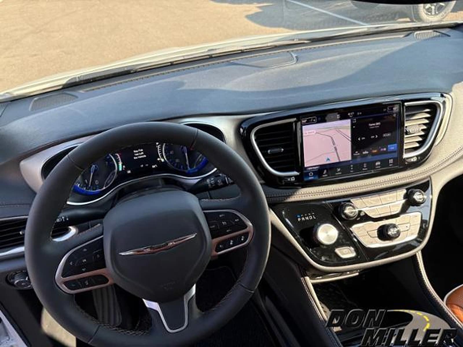 2026 Chrysler Pacifica Pinnacle - Photo 14