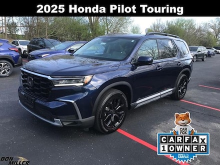 2025 Honda Pilot Touring SUV
