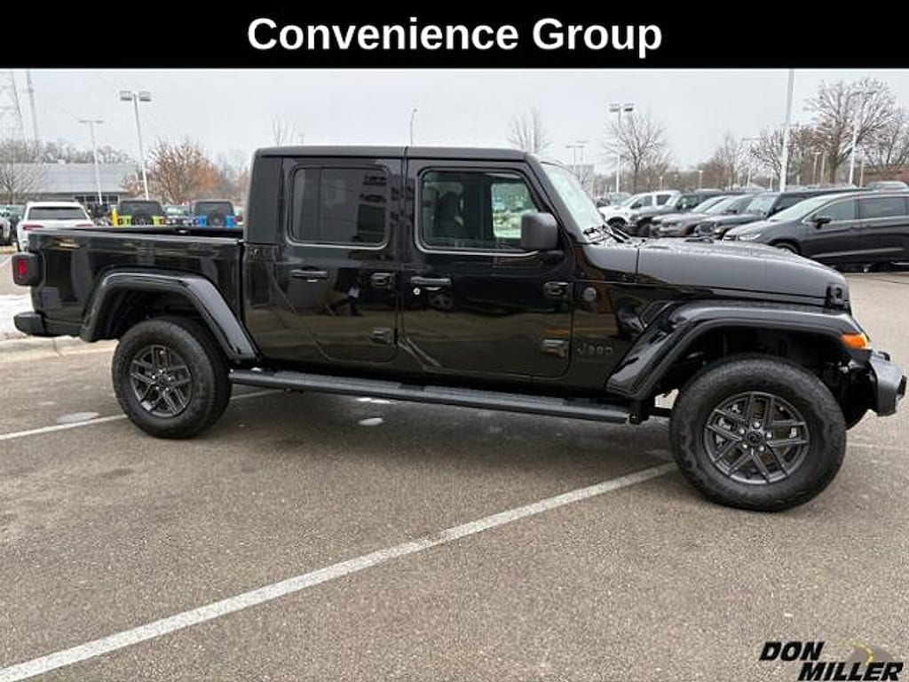New 2026 Jeep Gladiator Sport S 4x4 Pickup