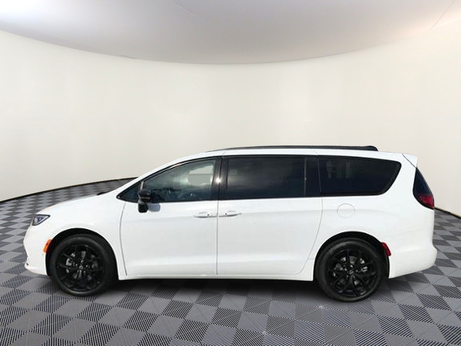 2026 Chrysler Pacifica Limited - Photo 9