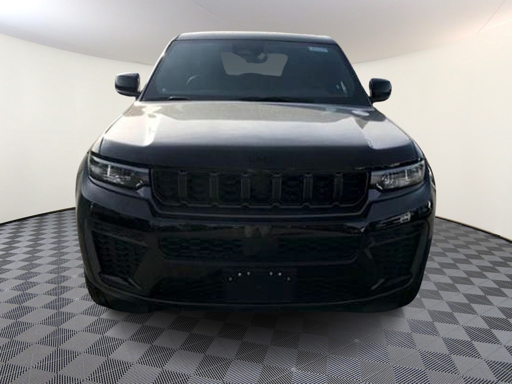 New 2026 Jeep Grand Cherokee Laredo Altitude Sport Utility