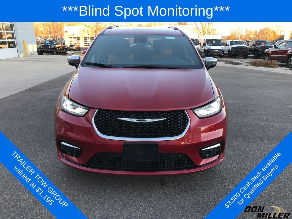 New 2026 Chrysler Pacifica Pinnacle Passenger Van