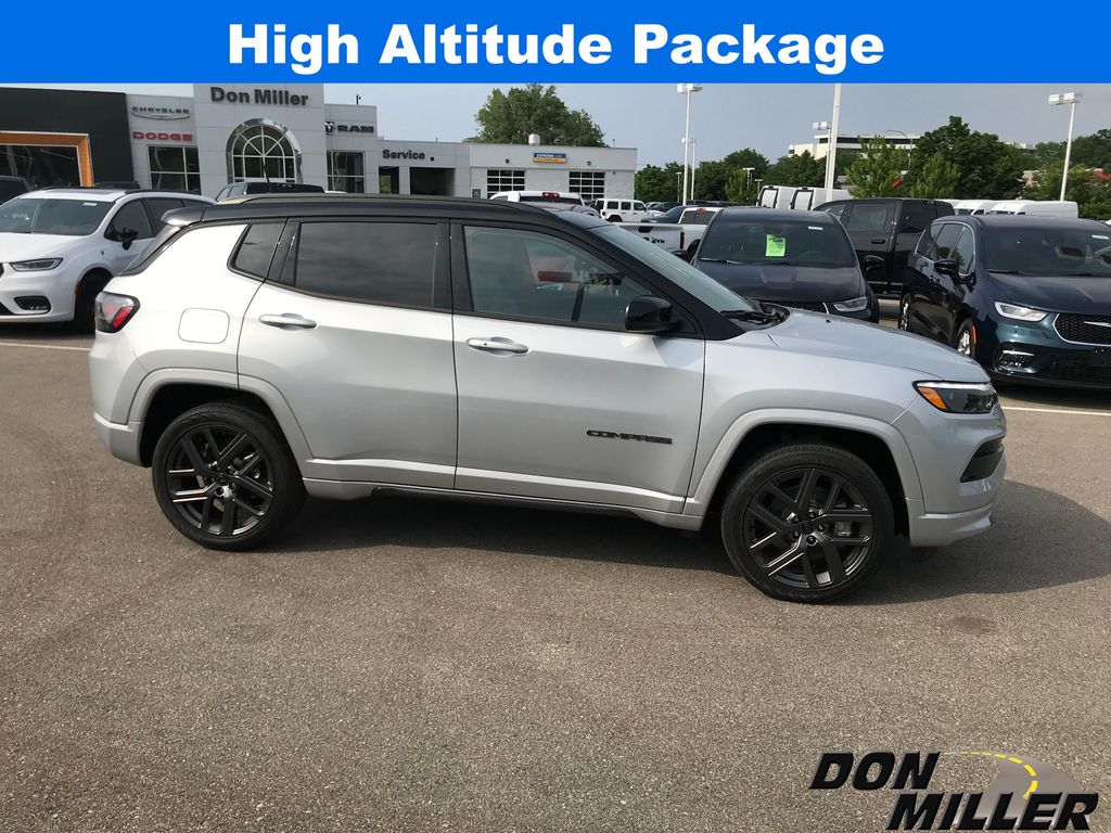 2025 Jeep Compass Limited photo 4